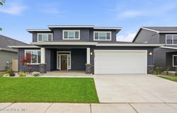 3283 N SEGAR Loop, Post Falls, ID 83854