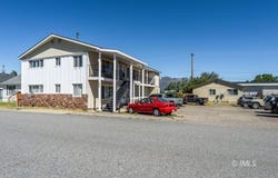 300 Kingsley St, Bridgeport, CA 93517