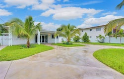 2247 NW 2nd St, Miami, FL 33125