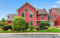 37 Estates Drive, Manchester, ME 04351