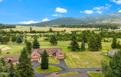 85 Bellflower Ct, Blanchard, ID 83804