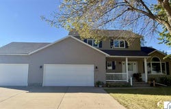 1310 Lloyd Lane, St. Peter, MN 56082