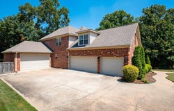 136 Manitou Drive, Maumelle, AR 72113