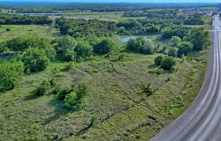 Hwy 101, Bowie, TX 76230