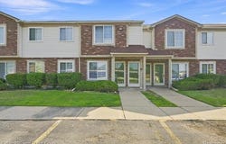31842 Kelly Road, Roseville, MI 48066
