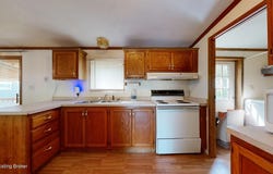 714 8th St, Carrollton, KY 41008