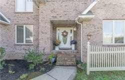 231 Glen Oaks Court, Hurricane, WV 25526