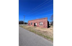 320 S Main ST, Spiro, OK 74959