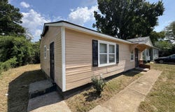 4498 SUNCREST Dr, Memphis, TN 38127