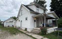 863 Oak Grove Ave, Marion, OH 43302
