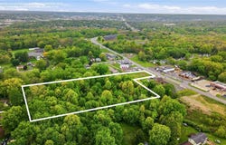 38 Mccartney Road, Campbell, OH 44405