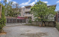 328 Warwick Ave, Oakland, CA 94610