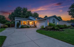20566 Village Green Drive, Strongsville, OH 44149