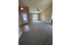 2116 HALI Ln, Clovis, NM 88101