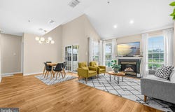 43134 WATERCREST Square, CHANTILLY, VA 20152