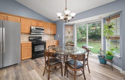 906 Warrior Ridge, Warrenton, MO 63383