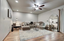 2805 Williamsburg, Enid, OK 73703