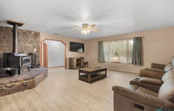 3900 BRADY Ave, Clovis, NM 88101