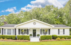 191 Deer Run Ave., Georgetown, SC 29440