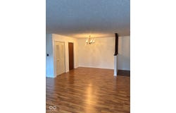 1632 Queensbridge Square, Indianapolis, IN 46219