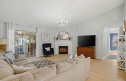 5140 Potomac Dr, Pace, FL 32571