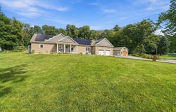 5 Chase Road, Londonderry, NH 03053