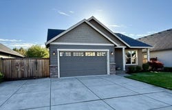 5422 KING ARTHUR Ct, Eugene, OR 97402