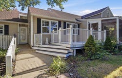 1278 SW Collins AVE, Topeka, KS 66604