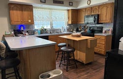 5200 Landview Dr., NEWBURGH, IN 47630