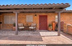 218 E Las Milpas, Green Valley, AZ 85614