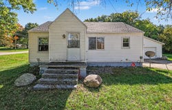 292 E Michigan Avenue, Hesperia, MI 49421