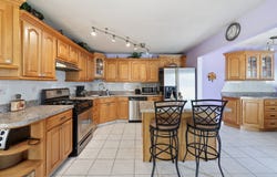 329 E Myrick Avenue, Addison, IL 60101