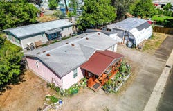 47507 SCHOOL St, Oakridge, OR 97463