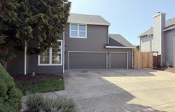 1794 KINGS N St, Eugene, OR 97401