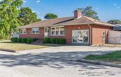 819 Sharpley Avenue, Hampton, VA 23666