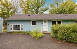 5 Van De Bogart Road, Woodstock, NY 12498