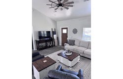 803 Robin Road, Mountain Grove, MO 65711