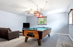 5512 SW 18th ST, Topeka, KS 66604