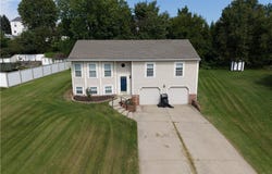 406 S Point Ct, South Fayette, PA 15057