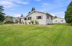 915 9th Ave, Two Harbors, MN 55616