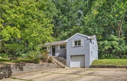 224 Blaze Cir, Ross Twp, PA 15116