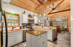 224 Tom Smith Trail, Lampe, MO 65681