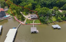 43 Sandy Beach Loop, Camdenton, MO 65020