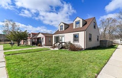 4201 S 5th Pl, Milwaukee, WI 53207