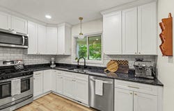6112 Bartlett Boulevard, Mound, MN 55364