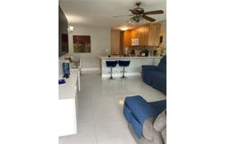 2570 W 67th Pl, Hialeah, FL 33016