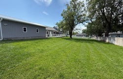 942 Union Ave, Hebron, NE 68370