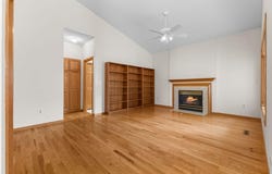 16505 42nd Avenue N, Plymouth, MN 55446