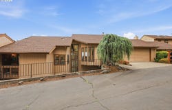 602 MONTARA Way, Eugene, OR 97405