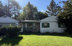 654 Phoenix St, Delavan, WI 53115